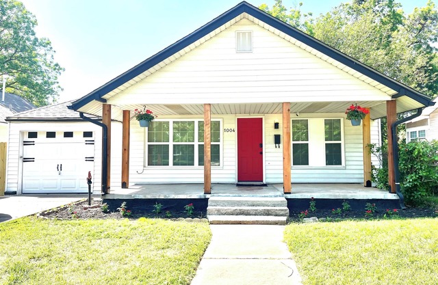 Charming 2-BR Home in Lawton’s Historic Old Town North, Minutes from Fort Sill