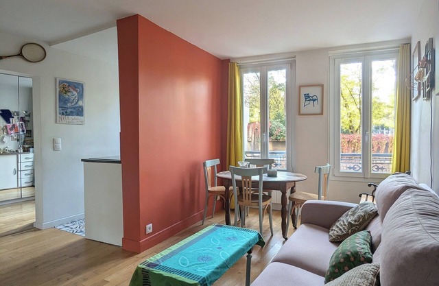 Charming 2-room apartment near Buttes-Chaumont!
