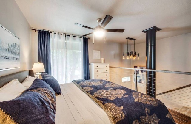 Quiet 2-bed Retreat off Historic Swiss Ave.