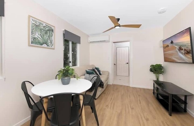 Acogedora casa de 2 habitaciones, a 5 minutos de Netflix libre de CBD