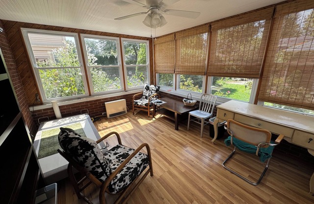 Charming 3-bedroom apartment in serene Grosse Pointe Park, close to lake