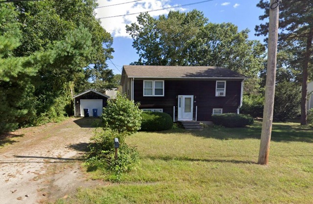 Charming 3-bedroom house with AC and WiFi in soothing South Kingstown