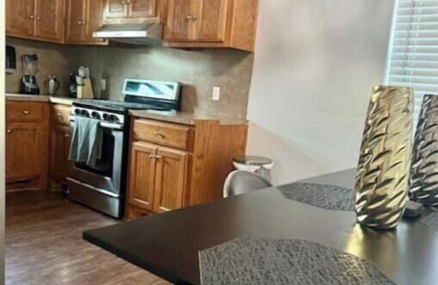 Charming 3-bedroom house: Your Gateway to City Adventures!