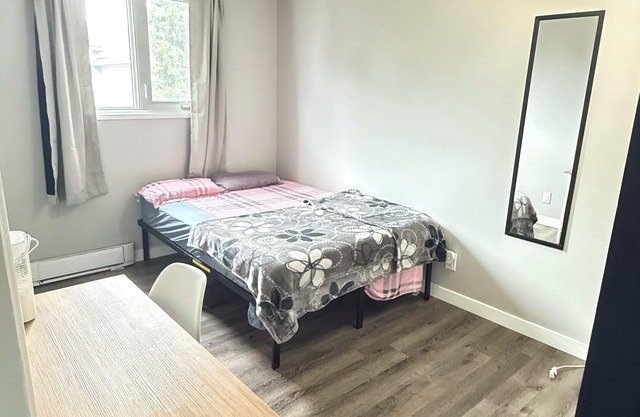 Charming 3-bedroom condo with WiFi and AC in lovely Thunder Bay