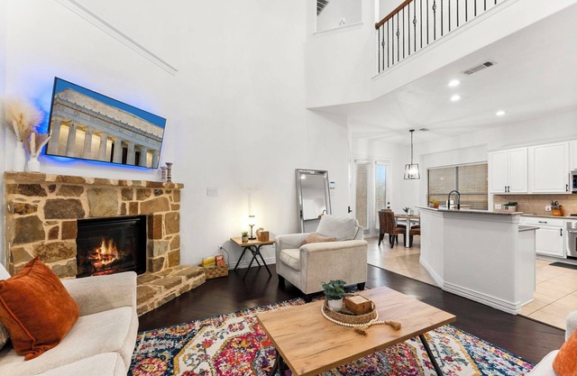 Charming 3-bedroom house in delightful Lewisville with WiFi, AC