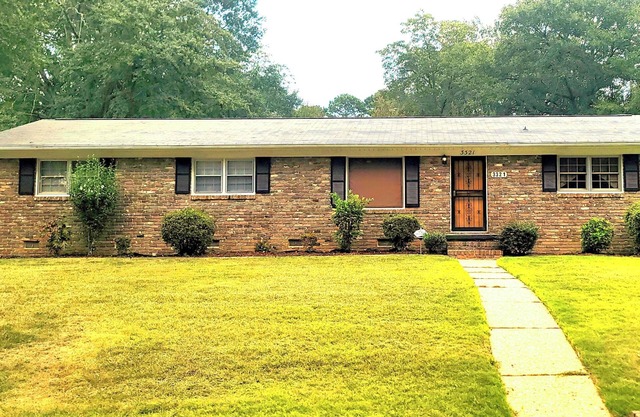 Charming 3-bedroom house with WiFi, AC in enjoyable Tuscaloosa
