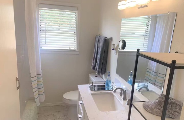 Charming 3-bedroom house with AC and WiFi in peaceful Aspermont