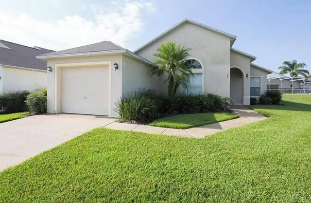Charming 3-bedroom house with private pool in Davenport, 11 miles from Disney!