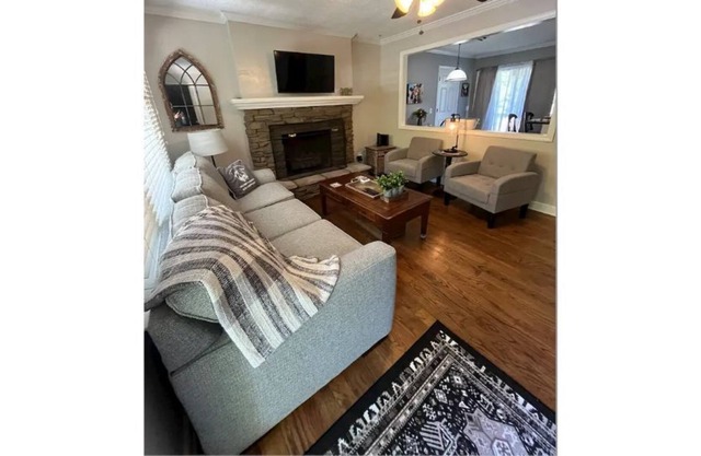 Charming 3 bedroom home with patio and fireplace