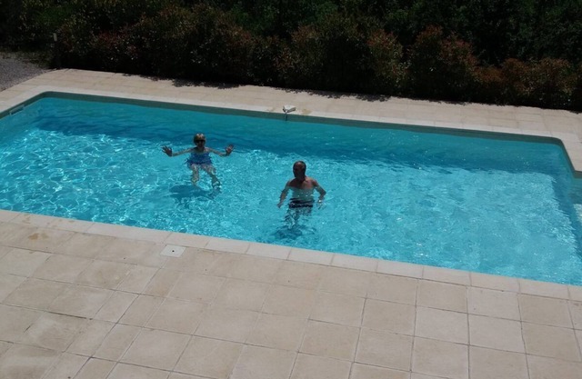 Charming 3-bedroom house near Salviac with heated swimming pool and wifi