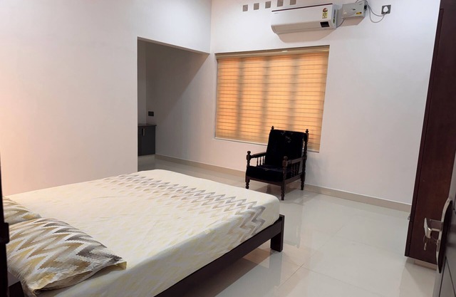 Charming 3-bedroom house with WiFi and AC In Pala