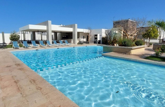 Charming 3-bedroom house with WiFi, AC in wonderful La Paz