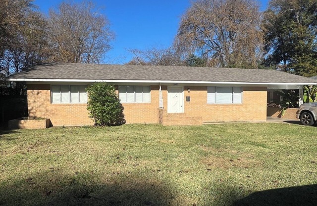 Charming 3-bedroom house in the heart of Monroe LA