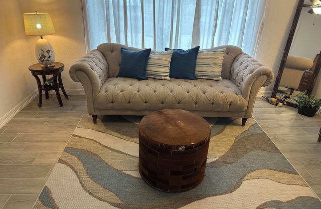 Charming 3-bedroom / My Home Away from Home with AC and WiFi in El Paso