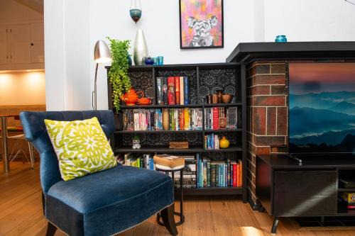 Charming 3-Bedroom Retreat by St Kilda Gardens