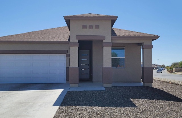 Charming 3-bedroom / with AC and WiFi in brilliant Horizon City