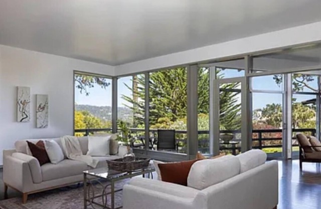 Charming 3-bedroom house in Pebble Beach.