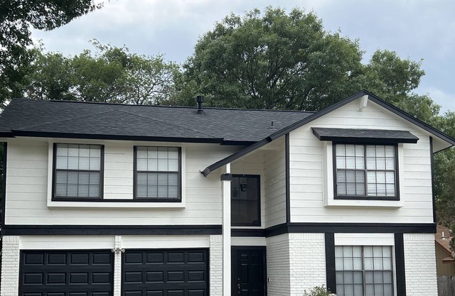Charming 3 bedroom with relaxing back yard