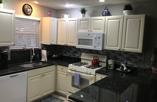 Charming 3-bedroom house with AC and WiFi in The Villages