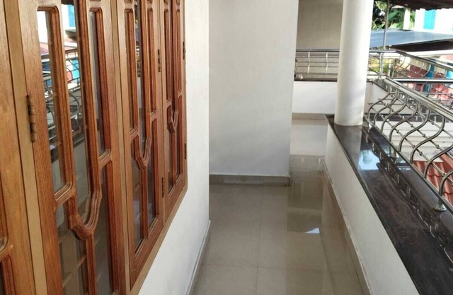 Charming 4-AC-bedroom townhome with WiFi in enchanting Angamaly near airport