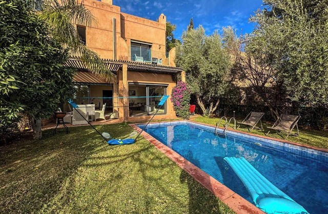 Charming 4-bedroom Villa with Private Heated Pool inside Waky Marrakech
