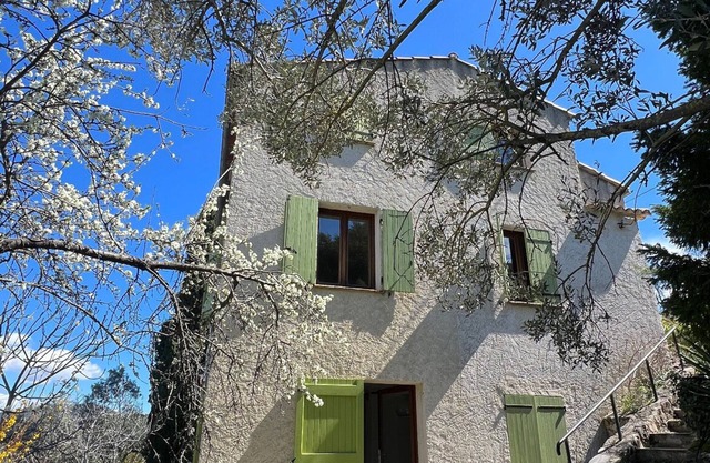 Charming 4+ bedroom Hillside Country house in the Bargemon hills in Provence