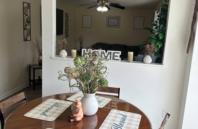 Charming 4-bedroom house with AC, WiFi in lovely Columbia