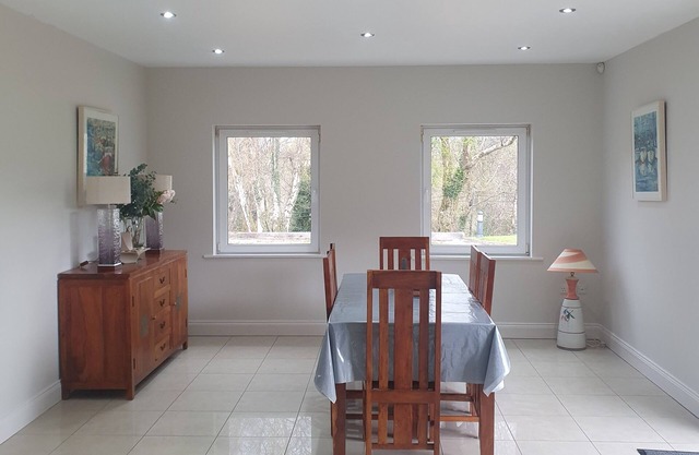 Charming 4-bedroom house with WiFi in beautiful Kenmare Co.Kerry