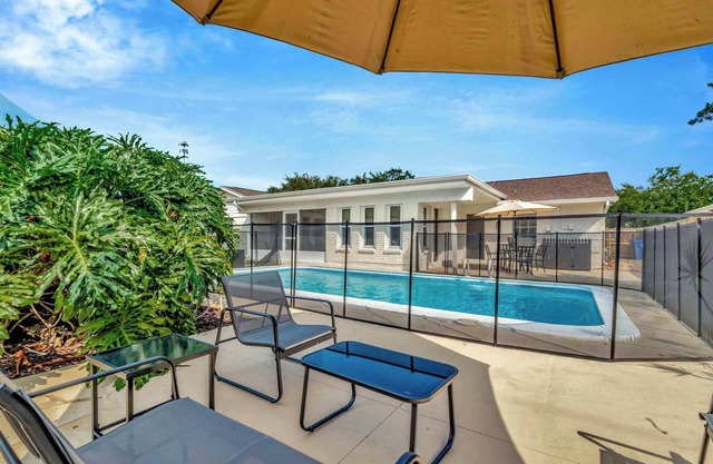 ‼️Charming 4BR Tampa Escape w/ Pool & Game room