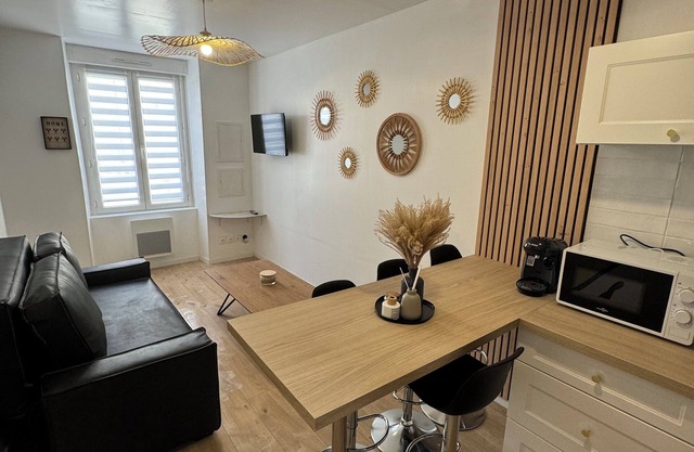 Charming accommodation in Agon