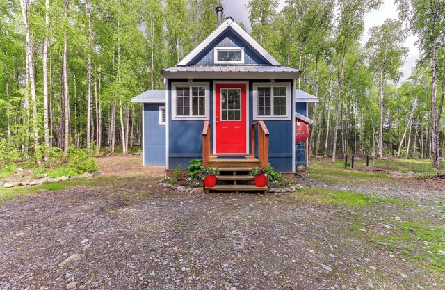 Charming Alaska Vacation Rental w/ Gas Grill!