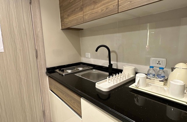 Charming Amman Apartment with Electric Heating & WiF