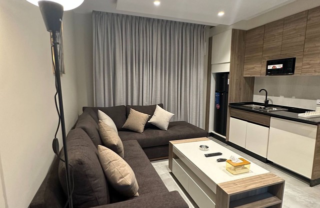 Charming Amman Apartment With Moern Amenities