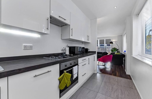 Charming and Modern 2 BR Flat