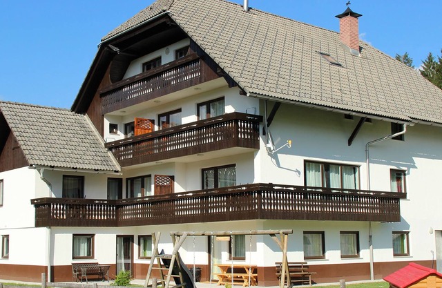 Idónea apartamento en Bohinjska Bistrica con Barbacoa