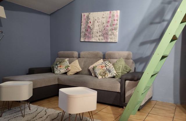 Room in the heart of a typical village of Provence