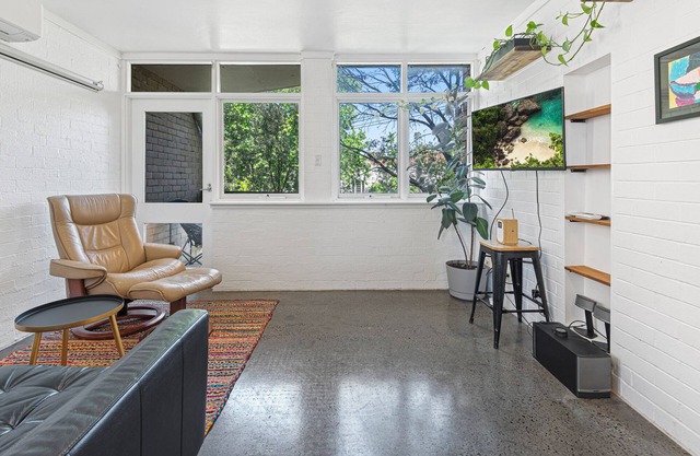 Charming Apartment Close to Royal Park