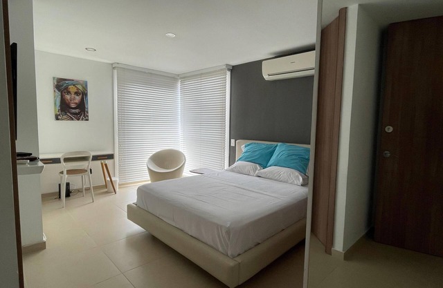 Charming apartment in Cali with WiFi and AC near to restaurants and shops