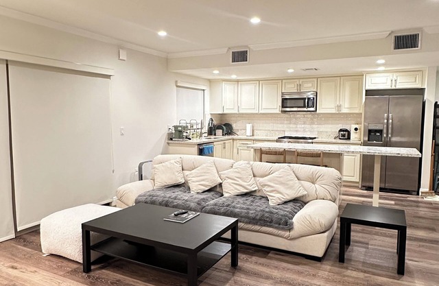 Charming apartment in beautiful Pasadena