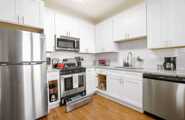 Charming Apartment in Virginia Highland!