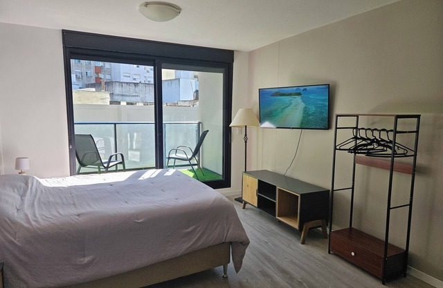 Charming apartment with AC, WiFi and cowork space