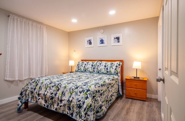 Charming Apt Open Green Space on Front to Relax and Sunbath