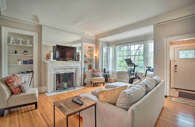 Charming Atlanta Apt - Walk to Piedmont Park!