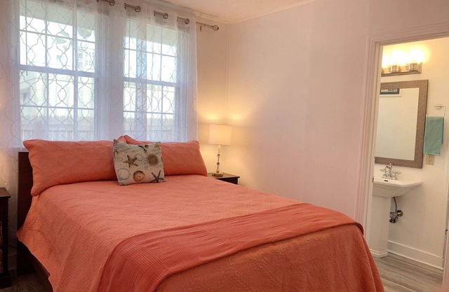 Bungalow con encanto junto a la playa 2B