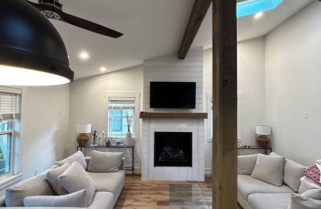 Charming Beach Cottage