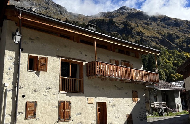 Charming chalet in Champagny-en-Vanoise (La Grange à Mémé Joséphine)