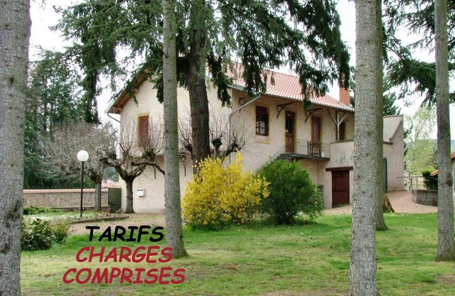 Encantadora casa de campo en Saint-André-d'Apchon, mascotas permitidas
