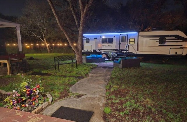 Charming campground in San Antonio for a relaxing getaway