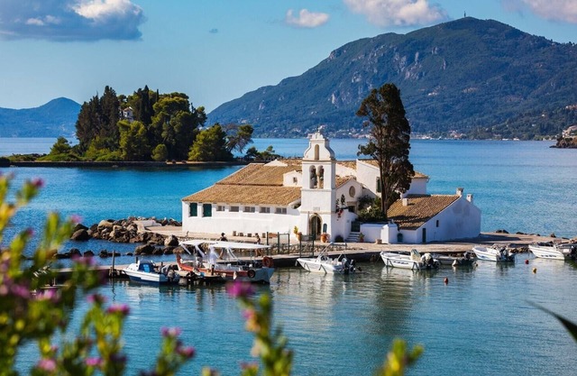 Charming Central Corfu Apartment