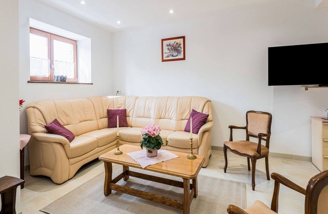 Encantador chalet en Beauraing con jardín vallado